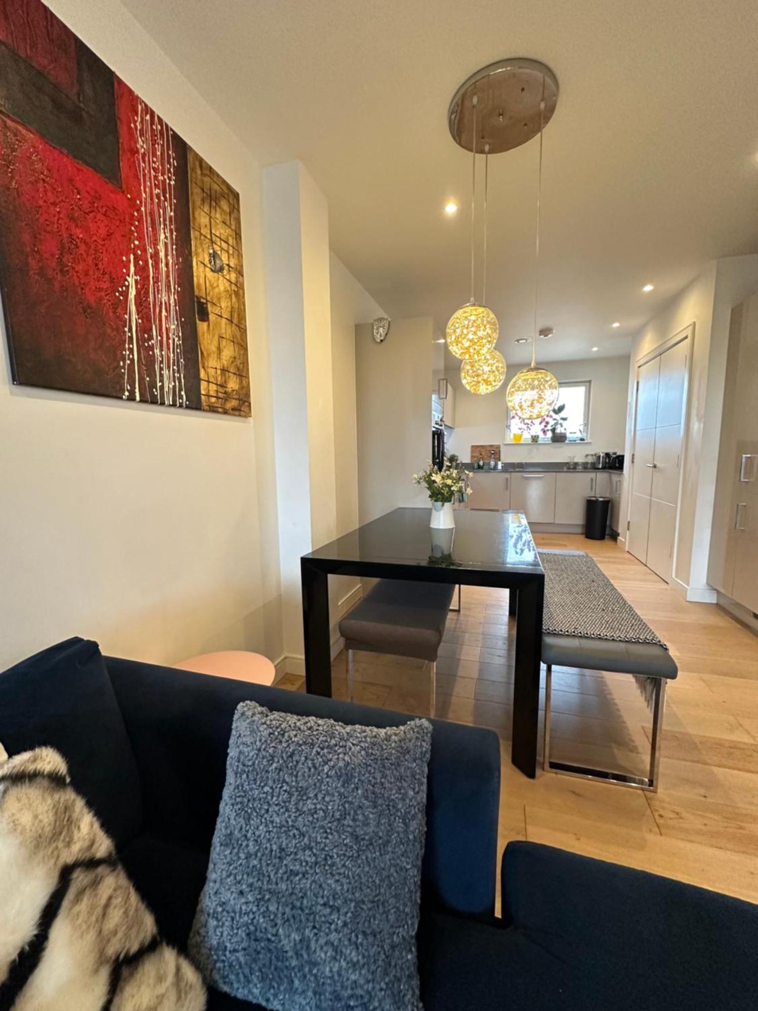 Luxury 3 Bedroom Flat In Stratford, Londra Esterno foto