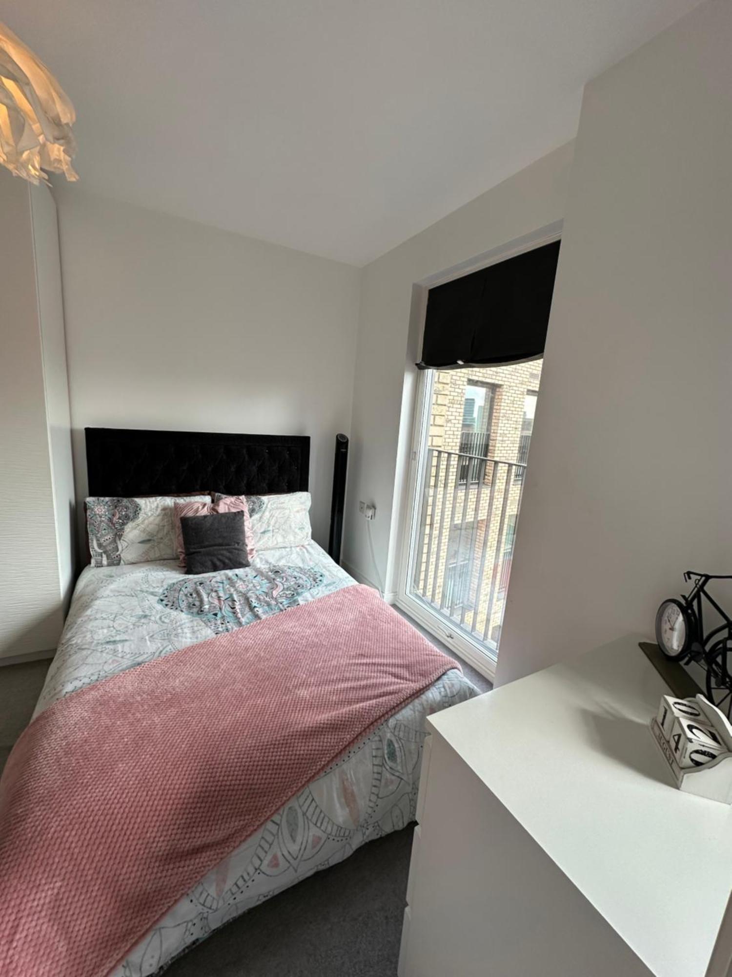 Luxury 3 Bedroom Flat In Stratford, Londra Esterno foto