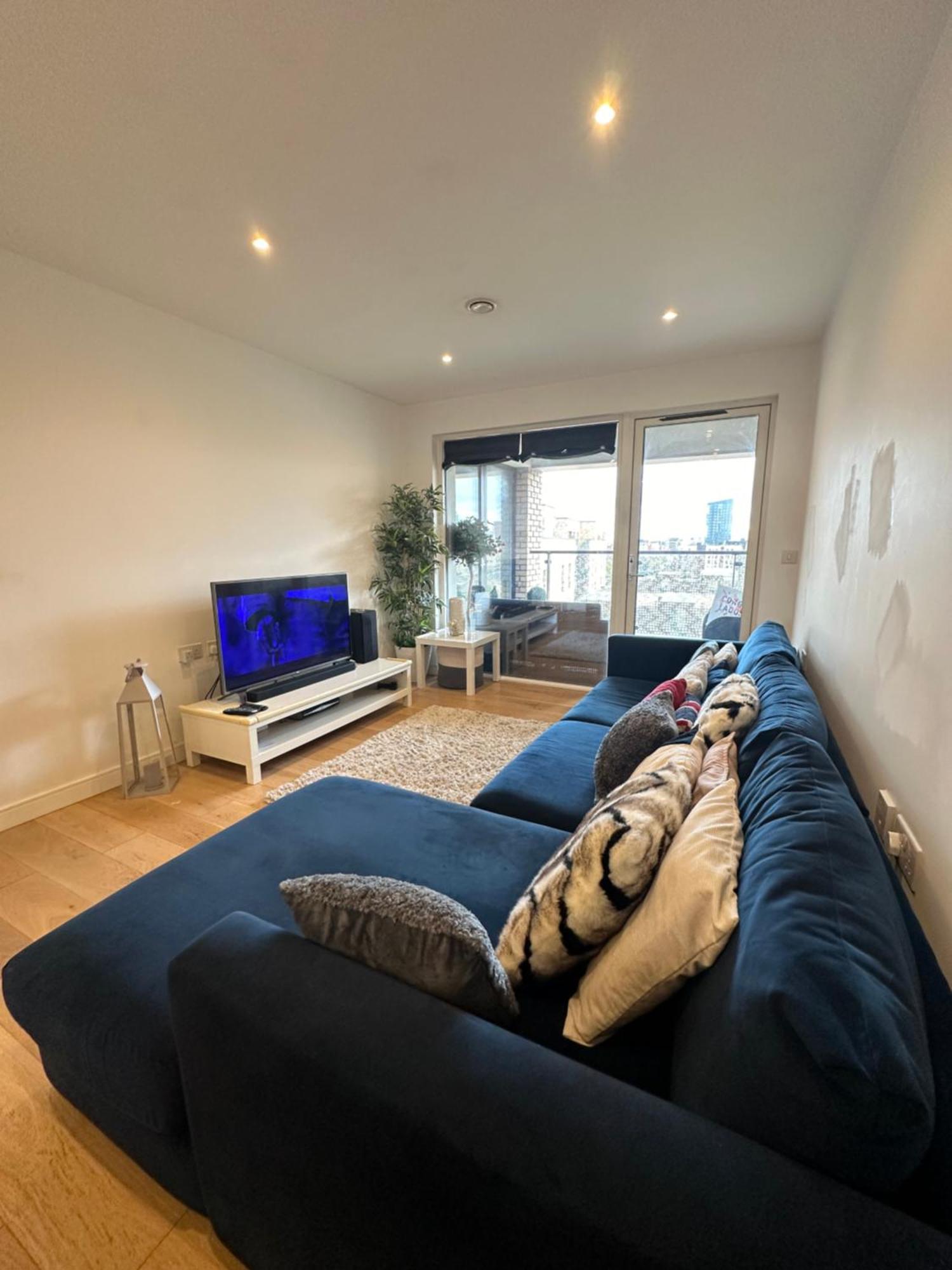 Luxury 3 Bedroom Flat In Stratford, Londra Esterno foto